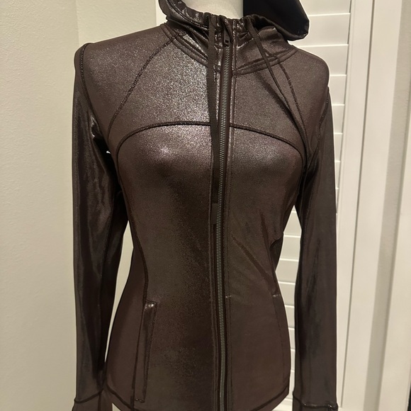 Lululemon Jacket Size 6 - Picture 4 of 8